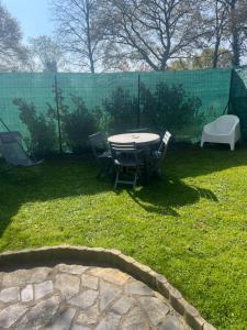 Ogród w obiekcie La petite maison de Kerguiniou