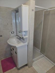 Kuchyň nebo kuchyňský kout v ubytování Dany House