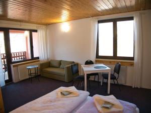 Postel nebo postele na pokoji v ubytování Vila Pramínek, Horní Maršov, Krkonoše