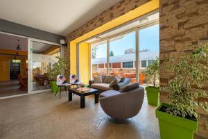 Posezení v ubytování Saraj Apart Hotel