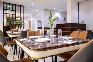 منطقة جلوس في Executive Hotel and Suites