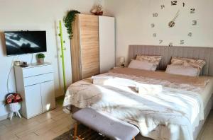 Postel nebo postele na pokoji v ubytování Studio Apartment Lino