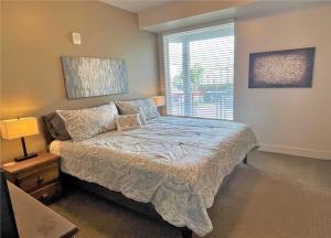 Ένα ή περισσότερα κρεβάτια σε δωμάτιο στο Luxury Condo in the Best Part of Downtown