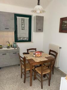 Η κουζίνα ή μικρή κουζίνα στο Agriturismo Cerquatonda