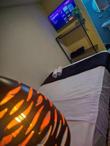 TV a/nebo společenská místnost v ubytování Urban Hostal Barrancabermeja