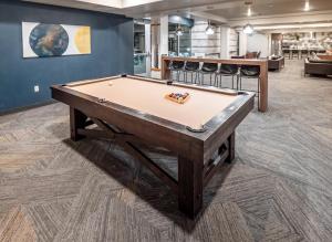 Biliár nebo kulečník v ubytování Convention Center Lux - 2BR 2BA - Pool Gym HotTub