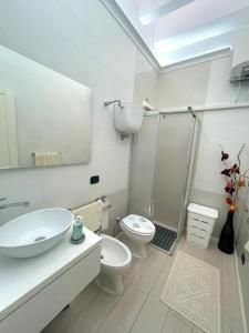 A bathroom at Casa Sant'Anna Még 37 kép