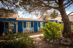 Zahrada ubytování Hotel Des 4 Vents "Esprit Camargue" Parking Privé securisé