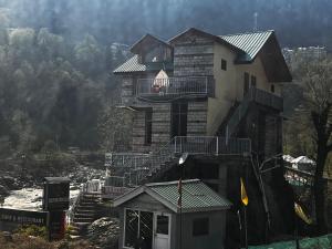 Příroda nedaleko hotelu + 17 fotografií