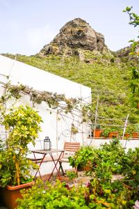 A general mountain view or a mountain view taken from the country house