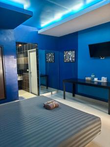 TV a/nebo společenská místnost v ubytování Finn-Dee Resort + 22 fotografií