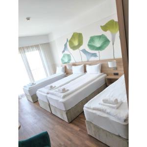 Imagen de la galería de Family-Hotel, en Balástya