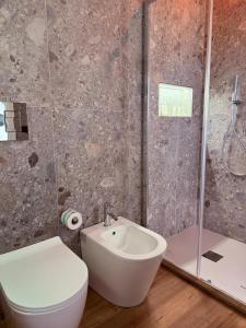Krysos Luxury Rooms的一间浴室