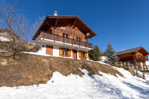 Το κτήριο όπου στεγάζεται  το σαλέ