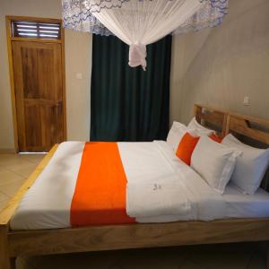 Gallery image of Tusubira village in Jinja