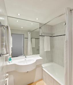 Koupelna v ubytování Holiday Inn Stuttgart by IHG