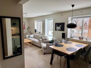 Χώρος καθιστικού στο Bjerkakervegen Retreat