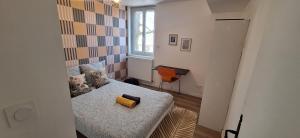Postel nebo postele na pokoji v ubytování Maison familiale avec extérieur Ménage et linges inclus