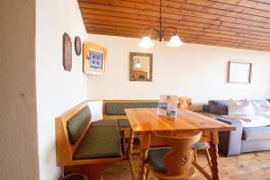 Predel za sedenje v nastanitvi Apartment Schmid - Steinbock Lodges