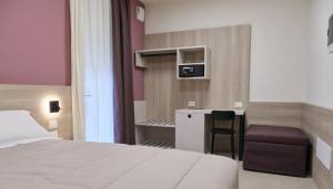 Imagem da galeria de Modernly renovated double room in a BB in Porto Viro em Porto Viro