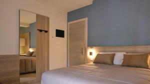 Imagem da galeria de Modernly renovated double room in a BB in Porto Viro em Porto Viro