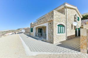 Afbeelding uit fotogalerij van Seaview Villa Marija Metajna with pool in Pag