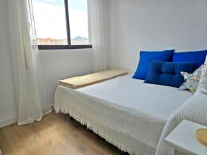 Ένα ή περισσότερα κρεβάτια σε δωμάτιο στο Julietta Beach Love