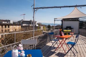 Balkón nebo terasa v ubytování Chalet Suite