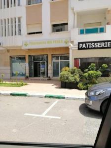 Ảnh trong thư viện ảnh của Appartement de luxe à 3 min de l aéroport ở Nouaseur