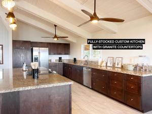 صورة لـ Anahola Aloha Beach House في Anahola