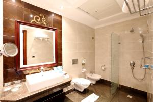 A bathroom at Rehana Royal Beach Resort - Aquapark & Spa - Family & Couples Only - Premium Ultra All-Inclusive 24H