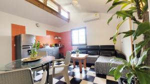 Kuchyň nebo kuchyňský kout v ubytování Republika Divanga Homestel + 15 fotografií