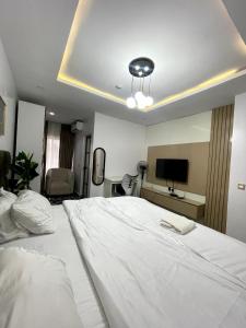 Fotografie z fotogalerie ubytování 2 Beds At Ikate, Lagos State v destinaci Lagos