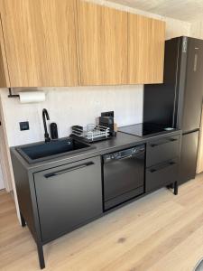 Prestige Beach & Wellness House的厨房或小厨房