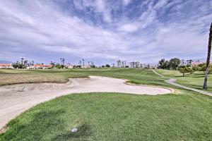 Golf v apartmánu nebo okolí