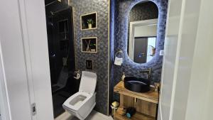 Gallery image of Vila LakeView Snagov, Terasă pe Acoperiș, Self Check-in, Parcare Privată in Snagov