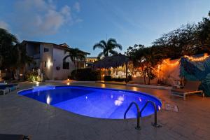 Bazen v nastanitvi oz. blizu nastanitve Casa Bohemian Curacao