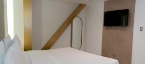 TV/trung tâm giải trí tại Delamar Hotel