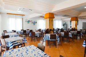 Restaurace v ubytování HOTEL LEA B&B Pensione Completa
