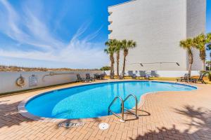 Kolam renang di atau dekat dengan Waterfront Fort Walton Beach Condo Pool Access!