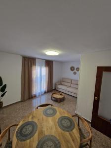 Postel nebo postele na pokoji v ubytování Mirador la Jardinera- céntrico con parking privado GRATIS + 22 fotografií