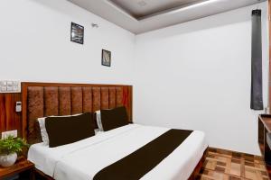 Tapovan的住宿－Hotel O Badrinath Road Tapovan，相簿中的一張相片