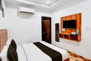Tapovan的住宿－Hotel O Badrinath Road Tapovan，相簿中的一張相片
