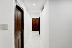Tapovan的住宿－Hotel O Badrinath Road Tapovan，相簿中的一張相片