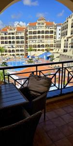 Balkoni atau teres di Relax Apartment Los Cristianos