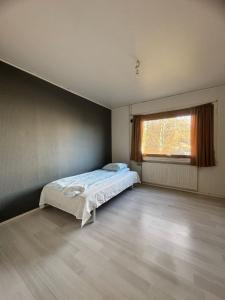 Gallery image of Premium Workers Home 10 bedrooms Near Volvo in Kornhall