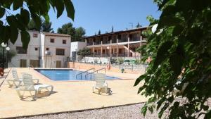 Bazén v ubytování Retiro Gastro-Rural - Casa 3 nebo v jeho okolí