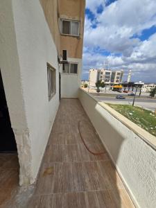 Φωτογραφία από το άλμπουμ του الحازم للشقق المفروشه σε Ḩawwārah