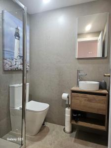 Ένα μπάνιο στο Apartments del sol +13 φωτογραφίες