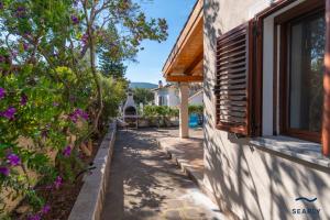 Budova, kde se prázdninový dům nachází